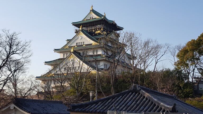 Osaka Castle viewed from the surrounding park