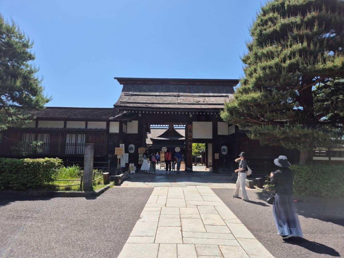 takayama-jinya-entrance-takayama-japan Entrance to Takayama Jinya, a preserved Edo-period government office in Takayama, Gifu Prefecture, Japan.
